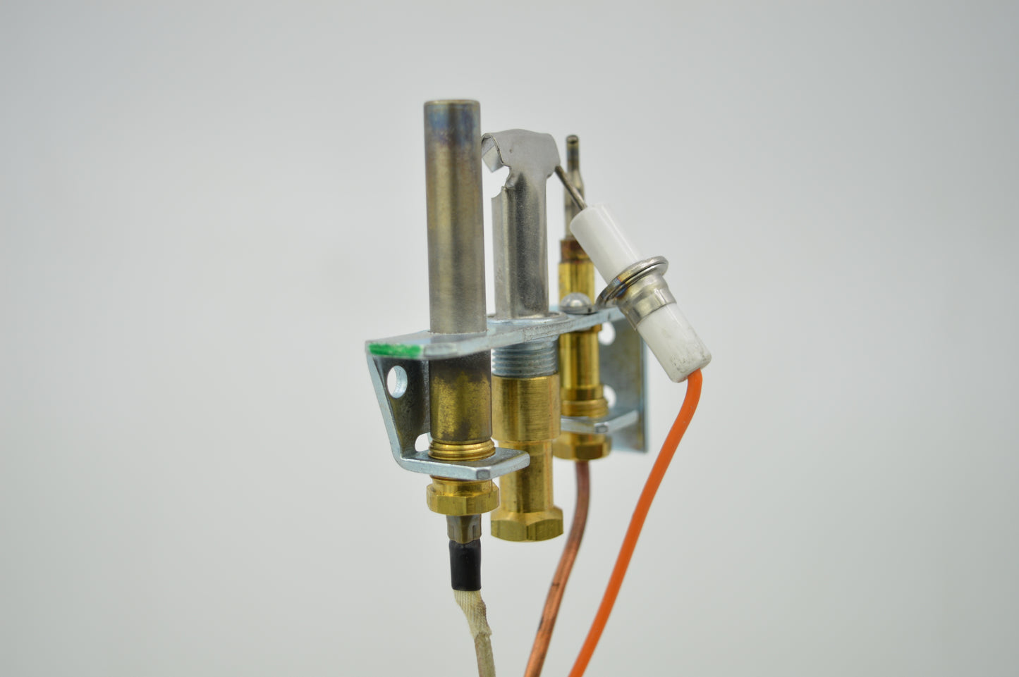 Robertshaw Three way Pilot Assembly Natural Gas
